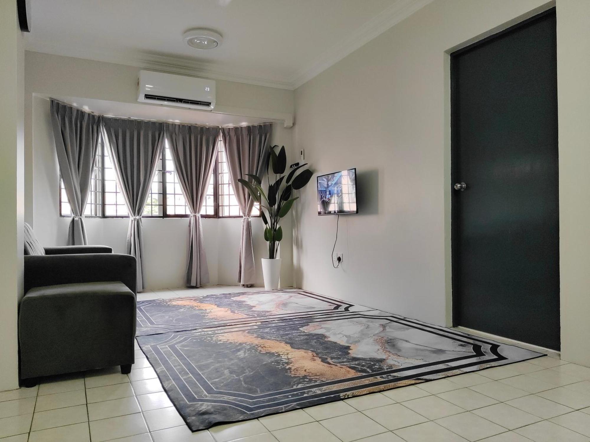 Nur Homestay Permai Damansara Damai เปอตาลิงจายา ภายนอก รูปภาพ