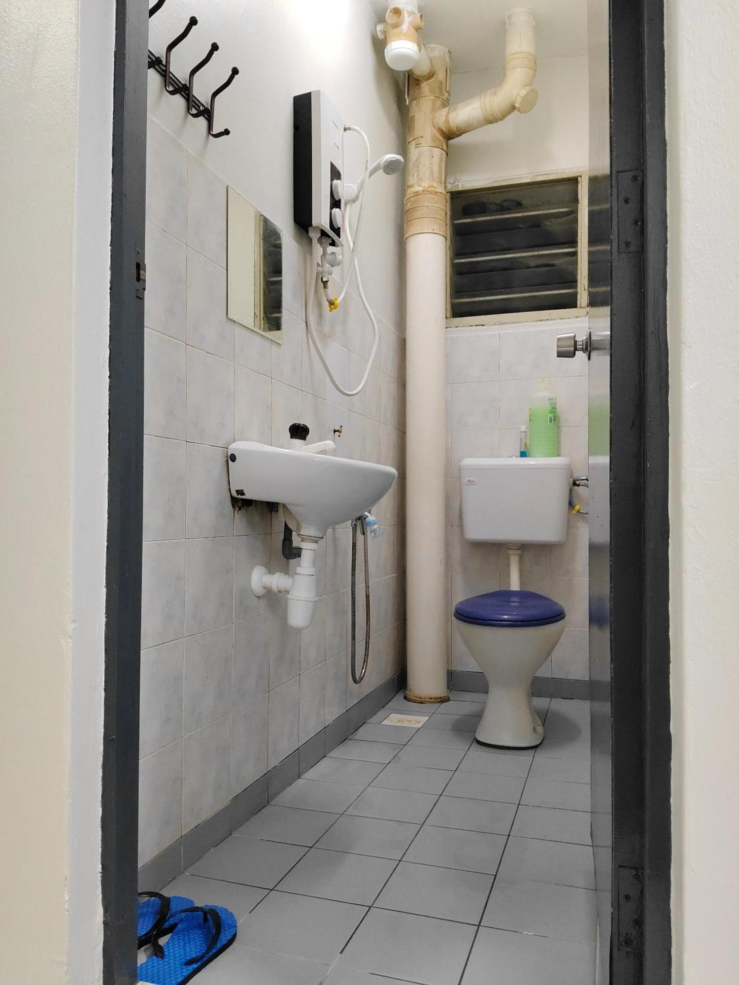 Nur Homestay Permai Damansara Damai เปอตาลิงจายา ภายนอก รูปภาพ